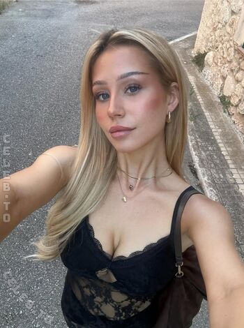 Full leaked Lilly solterbeck private onlyfans photo