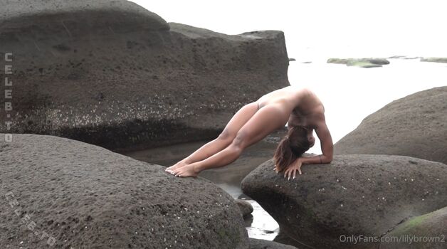 Full leaked Lily brown private onlyfans photo