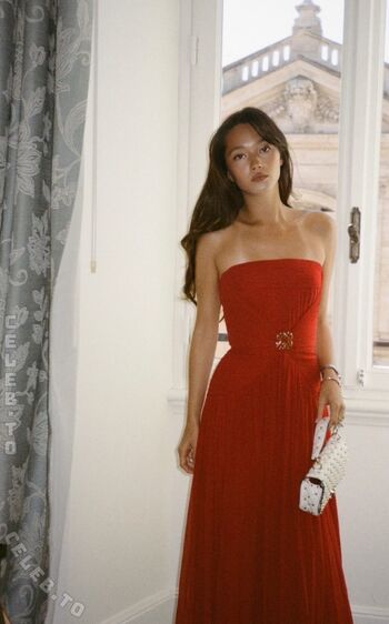 Full leaked Lily chee page private onlyfans photo