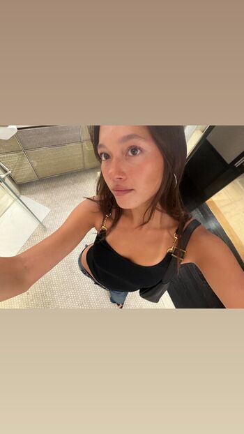 Full leaked Lily chee private onlyfans photo