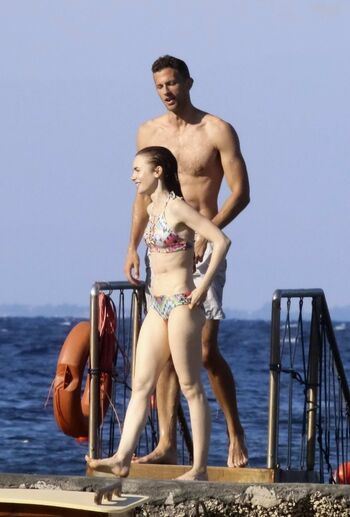 Full leaked Lily collins private onlyfans photo