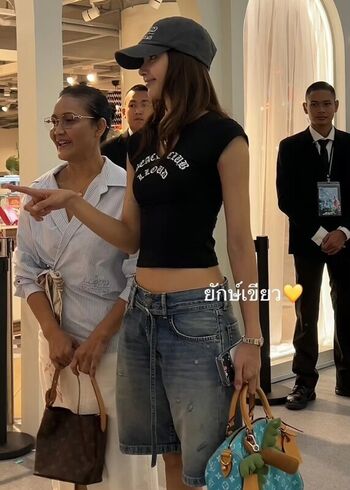 Full leaked Lisa blackpink private onlyfans photo
