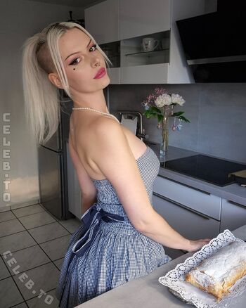Full leaked Lissynova page private onlyfans photo
