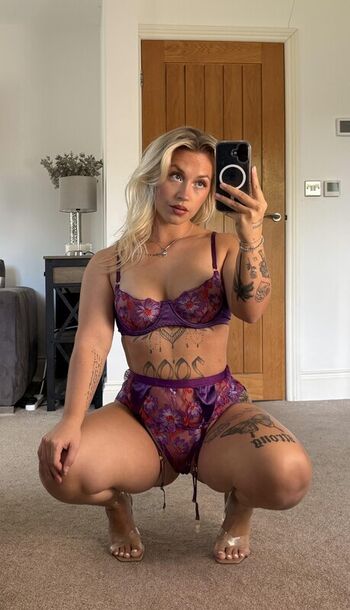 Full leaked Littlemissbunda  page private onlyfans photo
