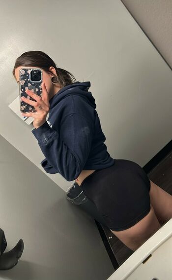 livin_dead_ria