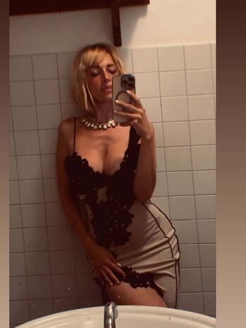 Full leaked Lottie gio private onlyfans photo