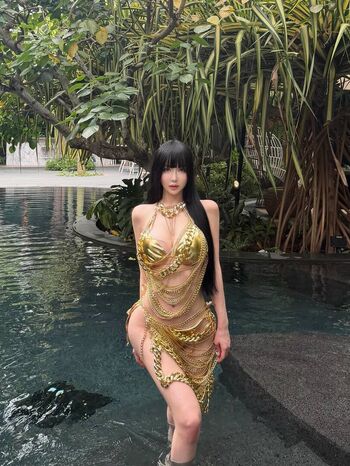 Full leaked Lunakim private onlyfans photo