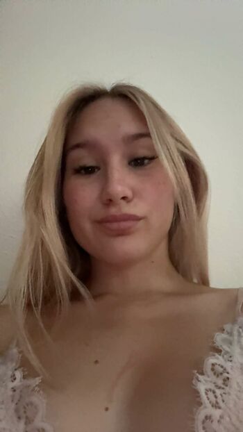 Full leaked Lunamoon private onlyfans photo