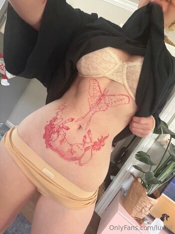 Full leaked Luvliii private onlyfans photo