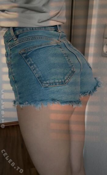 Full leaked Lybsi official private onlyfans photo