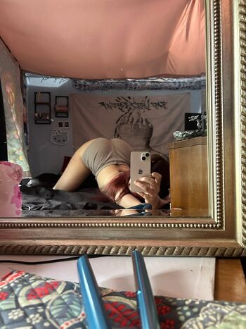 Full leaked Lynnmoresi private onlyfans photo
