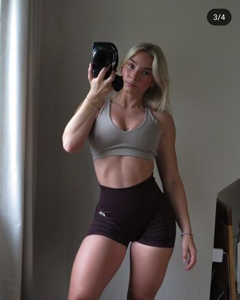 Full leaked Maisieellenfitness private onlyfans photo