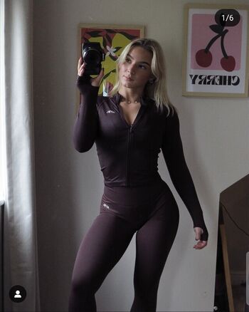 Full leaked Maisieellenfitness private onlyfans photo