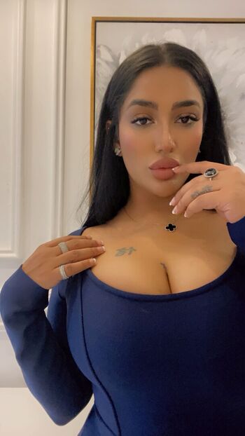 Full leaked Mathira m private onlyfans photo