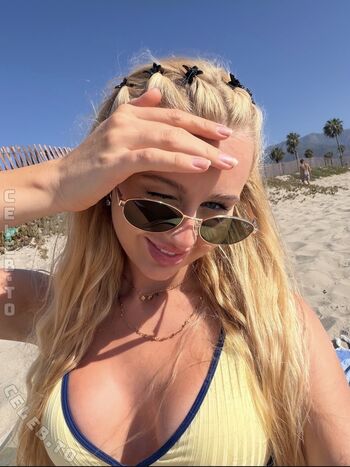 Full leaked Mavie noelle private onlyfans photo