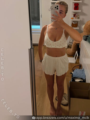 Full leaked Maxima mclk private onlyfans photo
