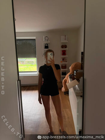 Full leaked Maxima mclk private onlyfans photo