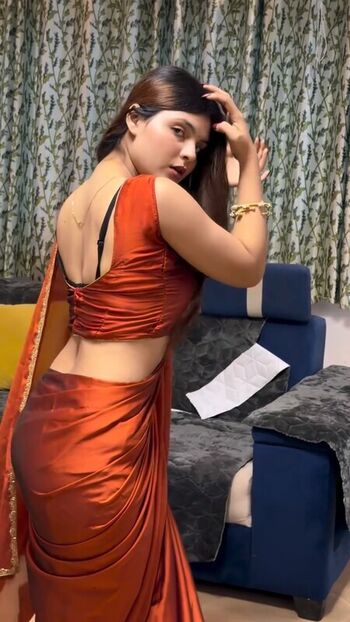Full leaked Mehak bhatnagar private onlyfans photo