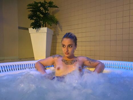 Full leaked Melaniasecrets private onlyfans photo