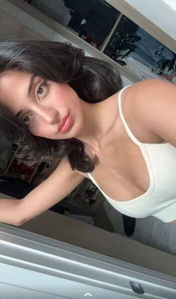 Melody Oz