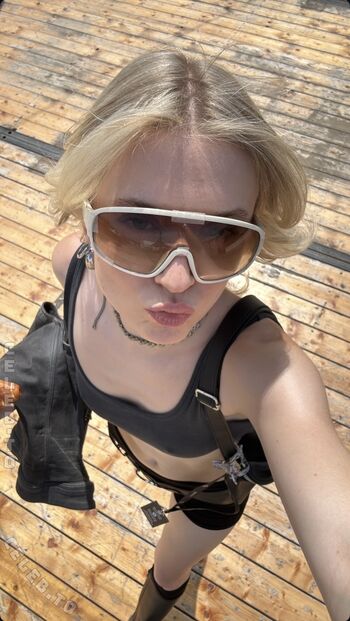 Full leaked Merleperle private onlyfans photo