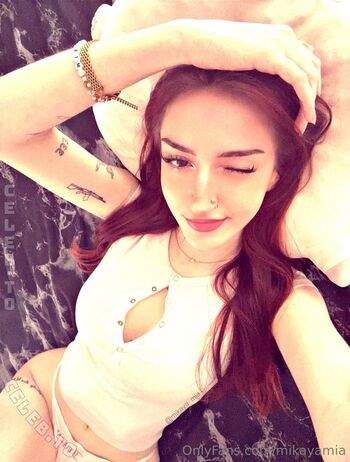 Mia_mikaya