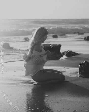 Full leaked Mia sophie neuland private onlyfans photo