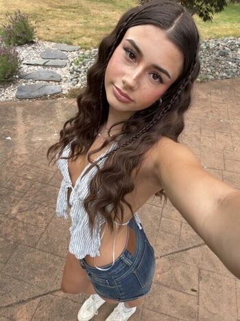 Full leaked Mikayla campinos private onlyfans photo