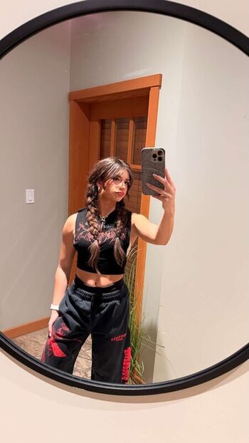 Full leaked Mikayla campinos private onlyfans photo