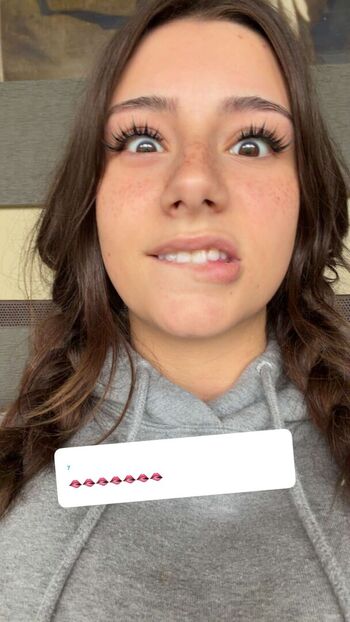 Mikayla Campinos