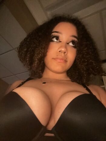 Full leaked Minaaishungry private onlyfans photo
