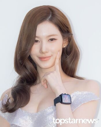 Full leaked Minatozaki sana page private onlyfans photo