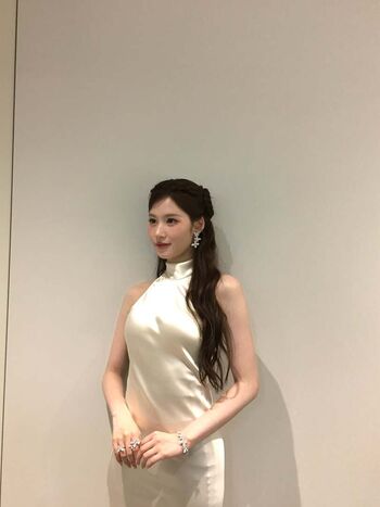 Full leaked Minatozaki sana page private onlyfans photo