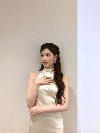 Full leaked Minatozaki sana private onlyfans photo