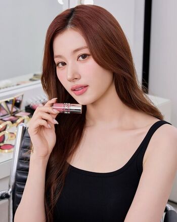 Full leaked Minatozaki sana private onlyfans photo