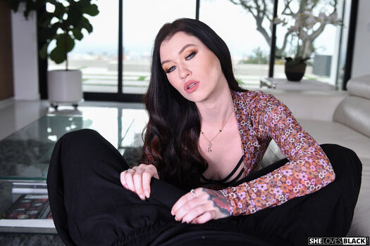 Full leaked Misha cross page private onlyfans photo