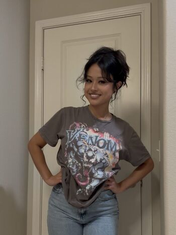 Full leaked Miss asiaaaa private onlyfans photo