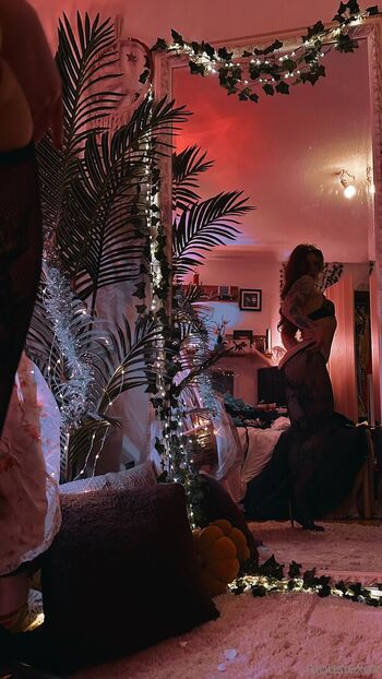 Full leaked Missmousiemouse private onlyfans photo