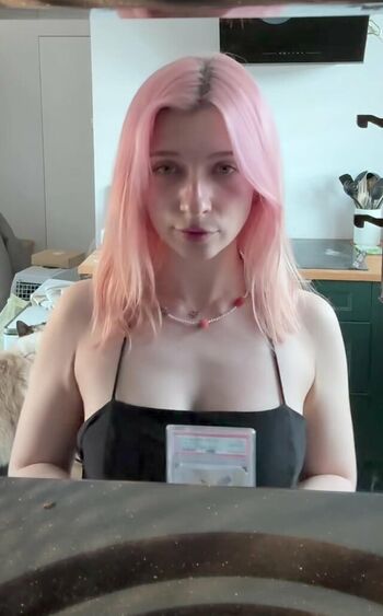 Full leaked Nieuczesana private onlyfans photo