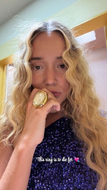 Full leaked Olivia ponton private onlyfans photo