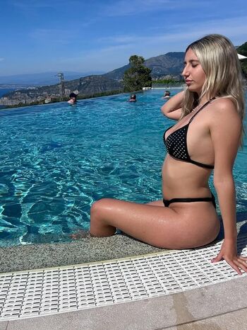 Full leaked Paola lombardi private onlyfans photo