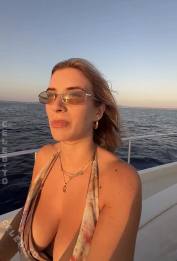 Full leaked Paula doeringer private onlyfans photo