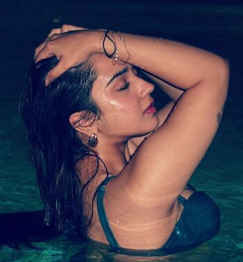 Full leaked Roshni walia private onlyfans photo