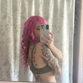 Full leaked Rottedbrainz private onlyfans photo
