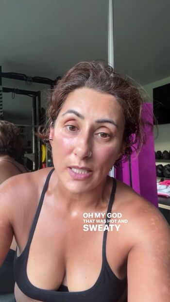 Full leaked Saira khan private onlyfans photo