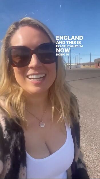 Full leaked Sarah cruddas private onlyfans photo