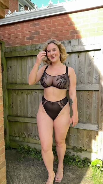Full leaked Saterra stjean private onlyfans photo