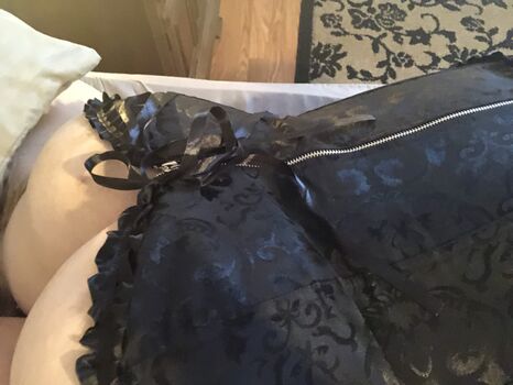 Full leaked Show your girlfriend private onlyfans photo