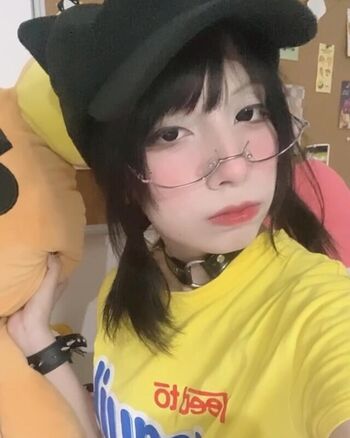 Full leaked Sillyarisuu private onlyfans photo