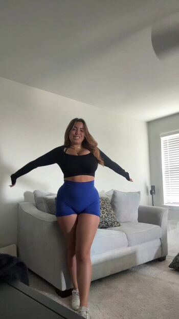 Full leaked Prettypeach private onlyfans photo
